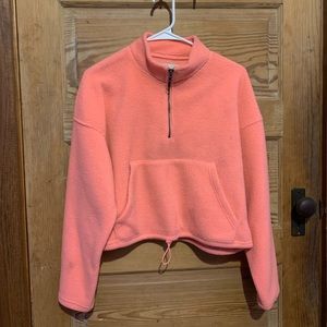 Cropped quarter zipped